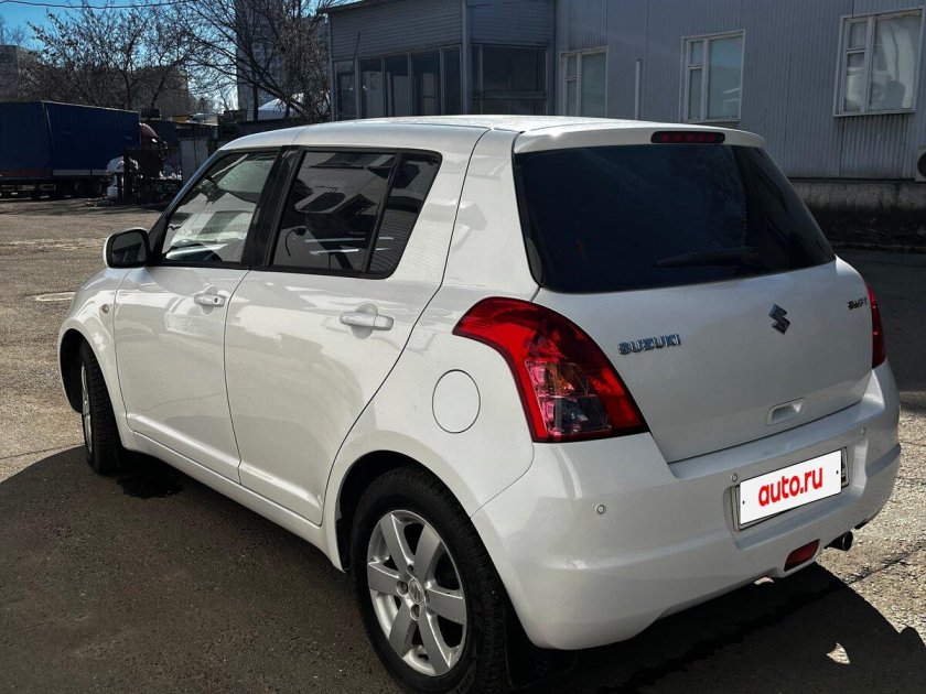 Сузуки свифт 2009