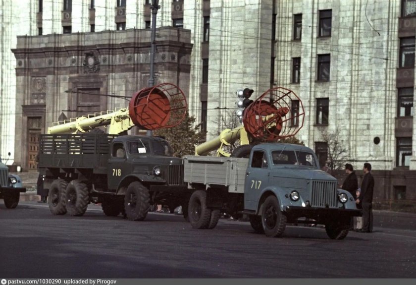 ЗИЛ 157 И ГАЗ 51