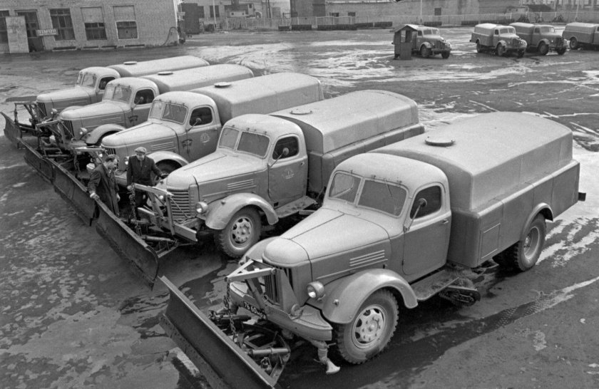 ЗИС-150 поливомоечная машина ПМ-8