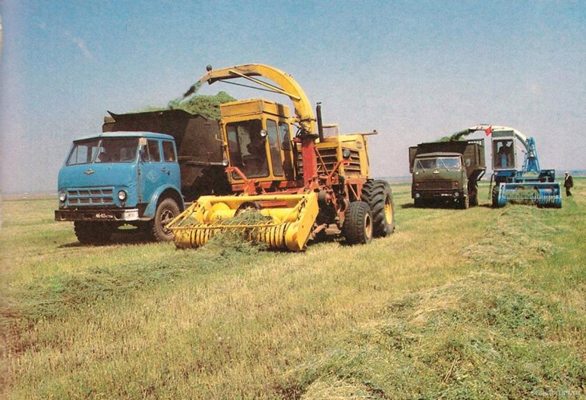 Трактор МТЗ 80калхоз ССР