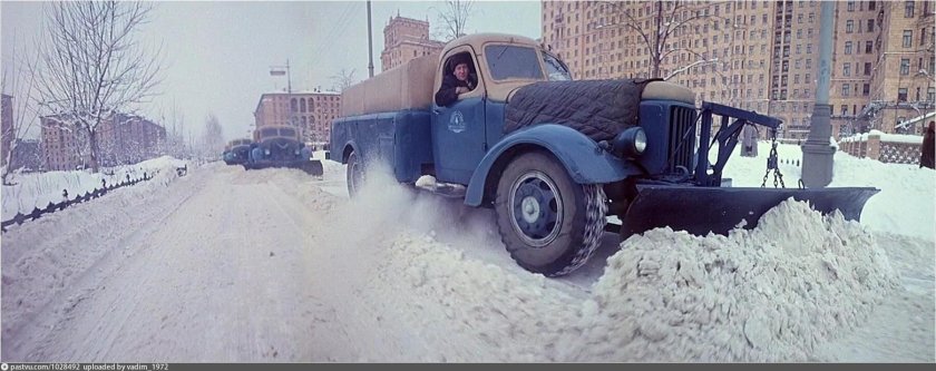 ЗИЛ-164 поливомоечная машина