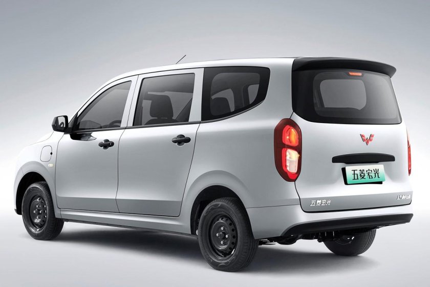 Электрический минивэн