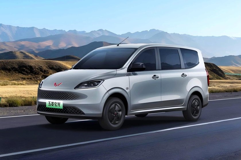 Wuling hongguang plus