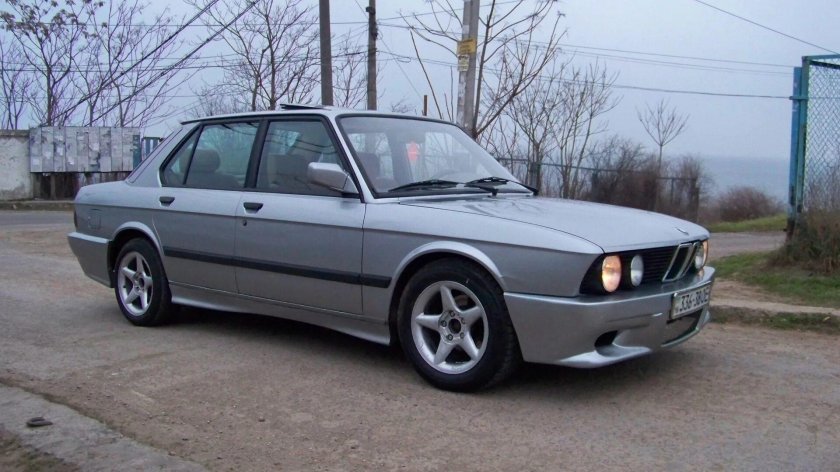 BMW e28 524td