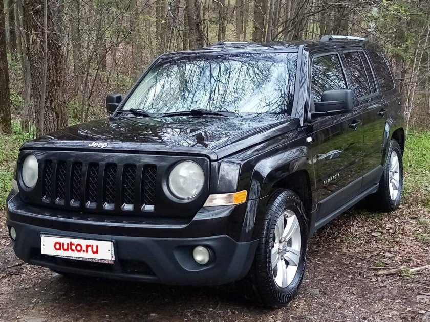 Jeep liberty patriot 2010