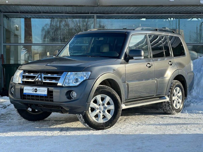 Мицубиси паджеро 2012