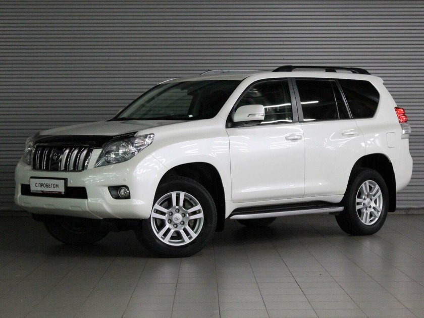 Тойота ленд Крузер Прадо белый