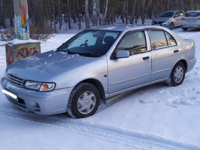Ниссан Пульсар 1998