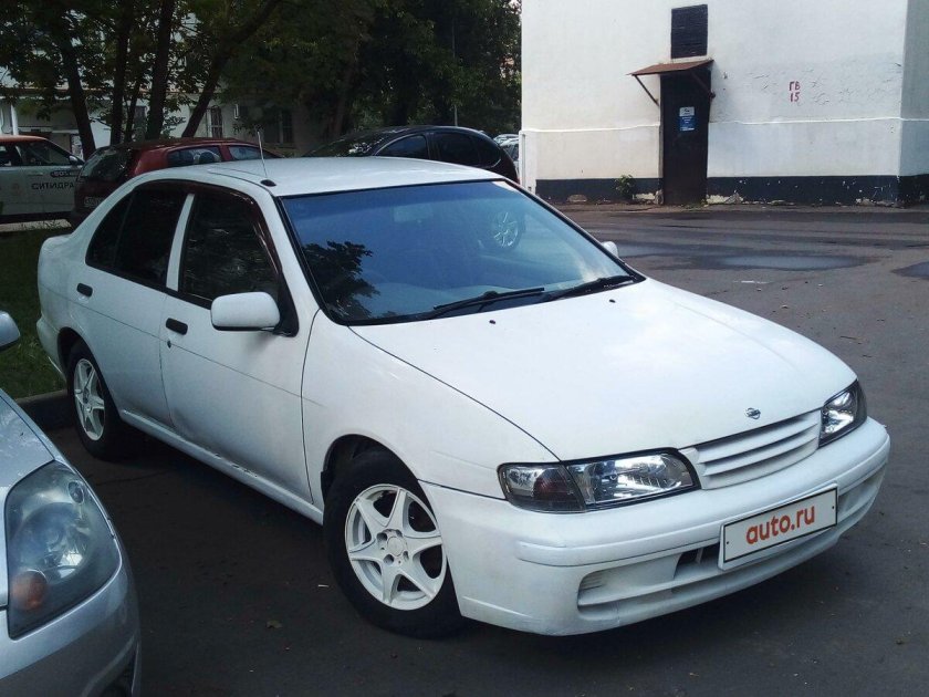 Nissan pulsar v (n15)