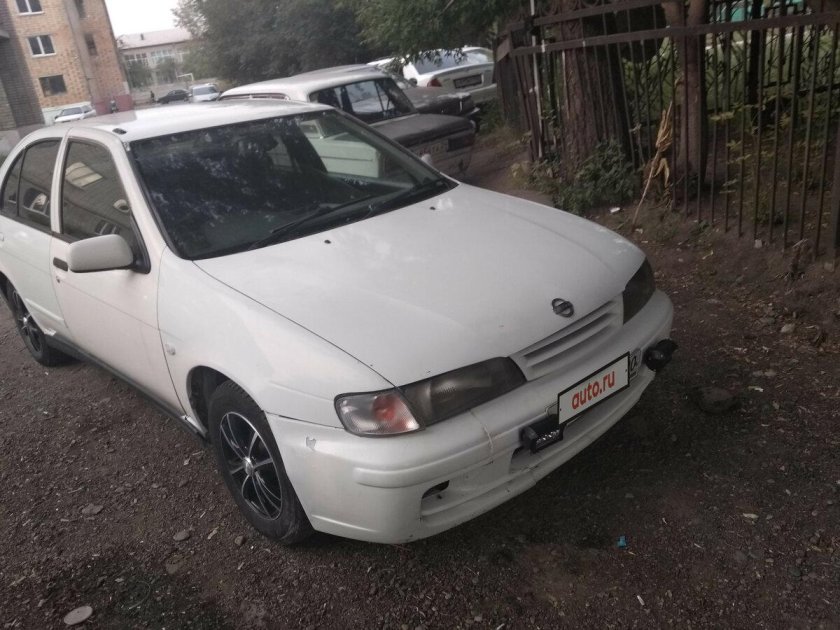 Ниссан Пульсар 1998