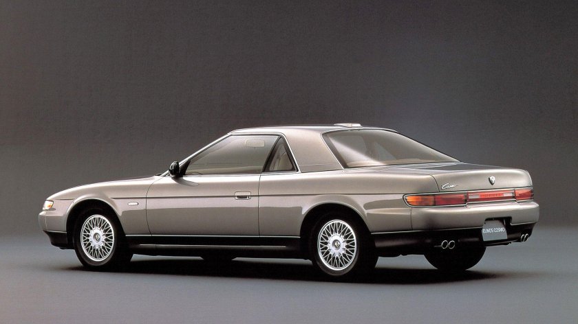 Mazda Eunos Cosmo