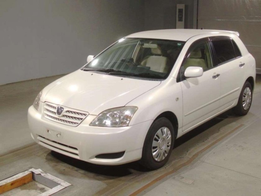 Тойота алекс 2001