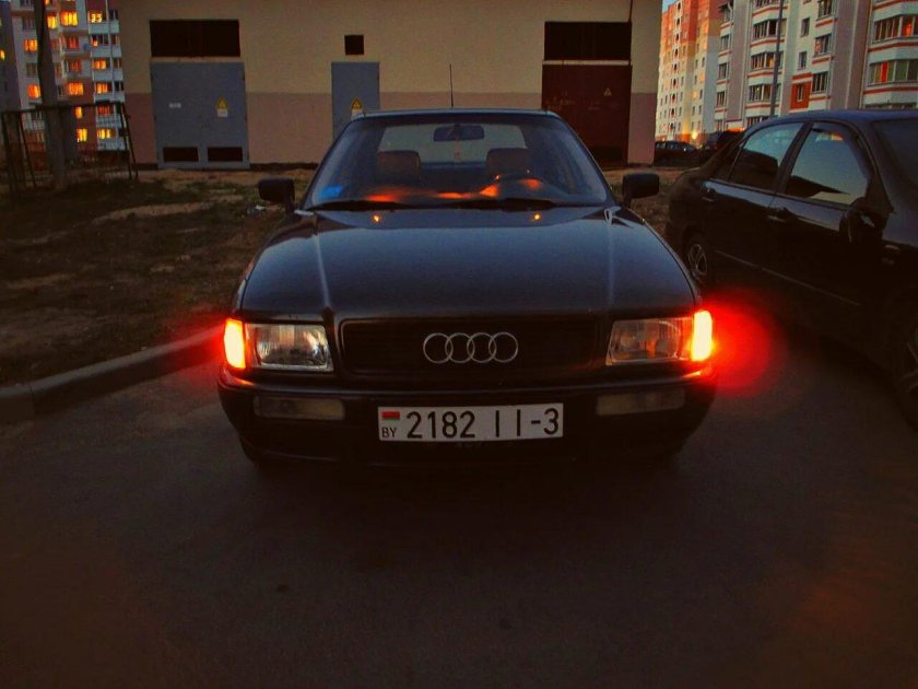 Audi 80 b4 моноблоки габаритки