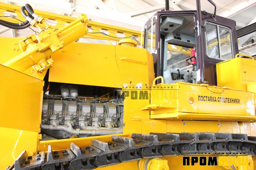 Бульдозер ЧЕТРА т35