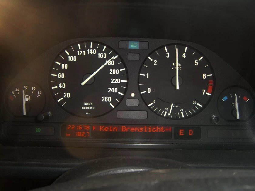 Приборная панель БМВ м5 е34