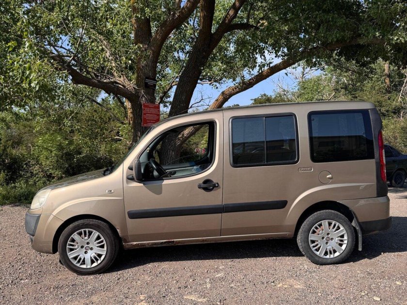 Fiat doblo 2011