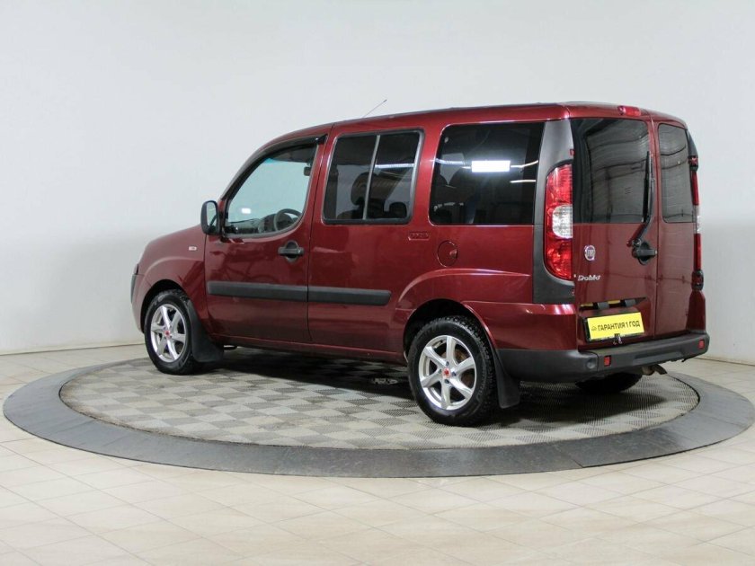 Fiat Doblo 2012