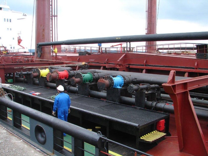 Манифольд на танкере