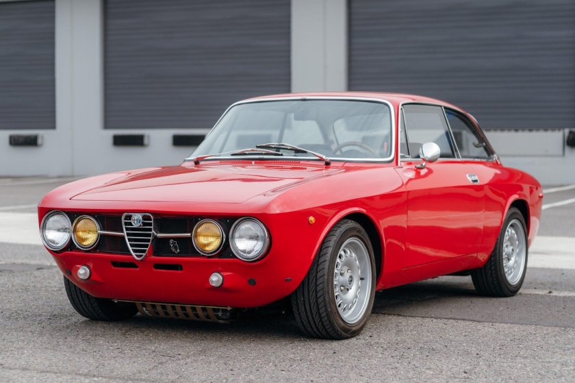 Alfa romeo 2000 gtv