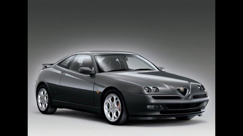 Alfa Romeo GTV 916