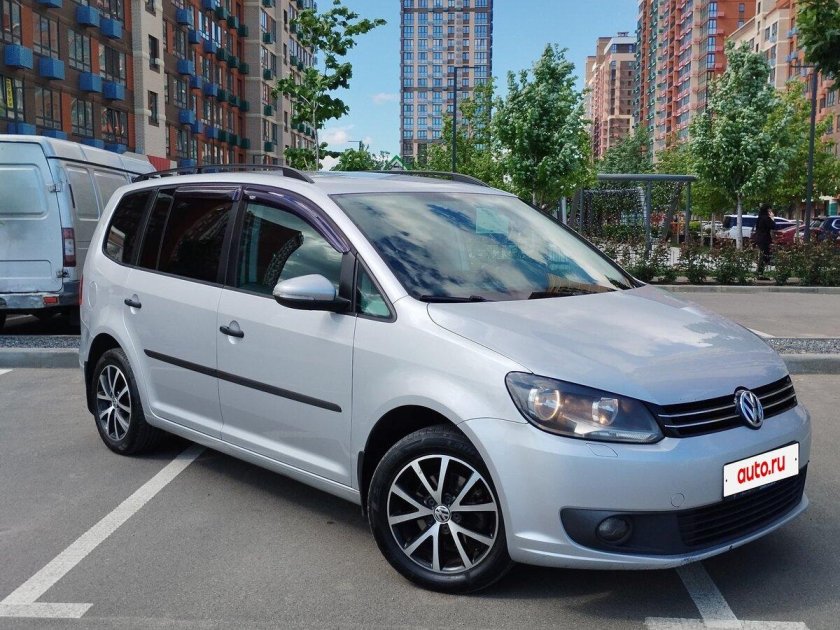 Фольксваген туран 2011