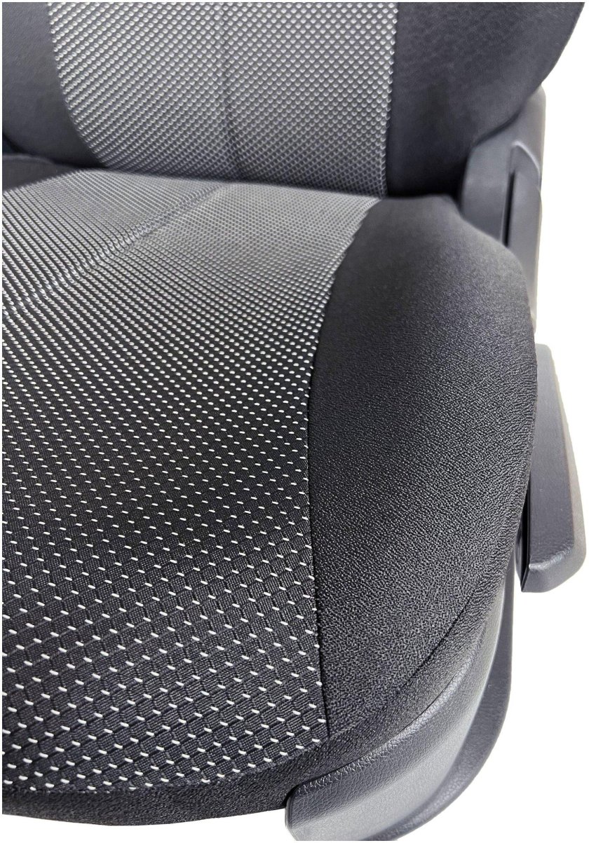 Чехлы на акцент