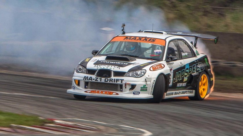 Субару Импреза дрифт