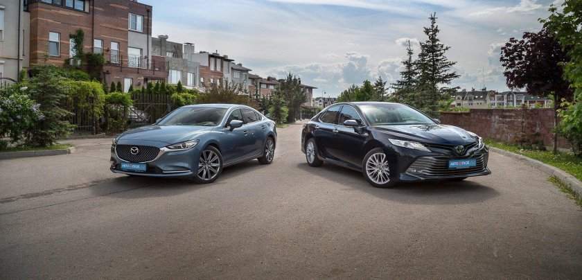 Toyota Camry vs Mazda 6