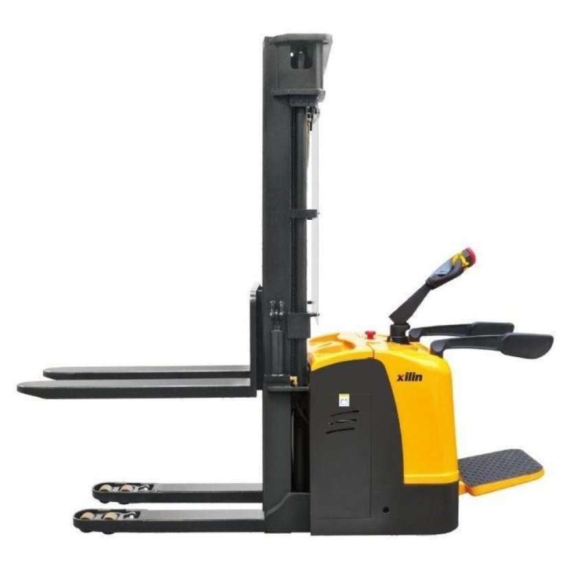 Штабелер самоходный 1,5 т 5,6 м XILIN cddk15-III (С платформой)
