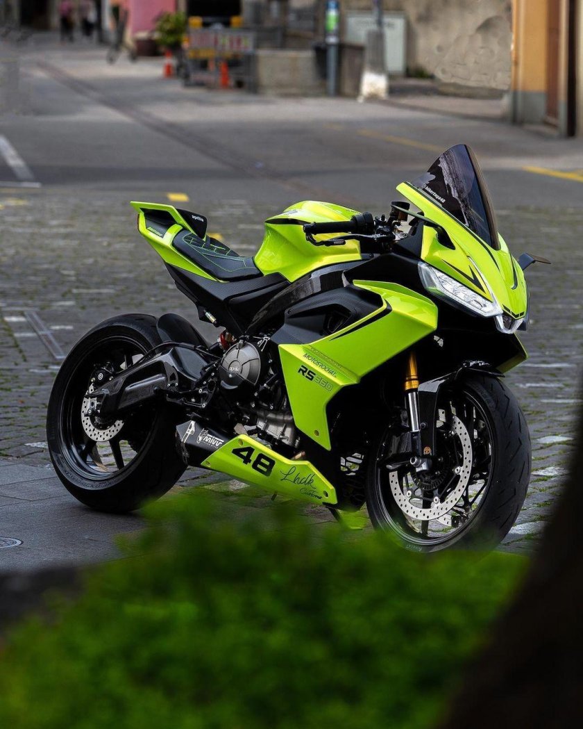 Спортивный байк