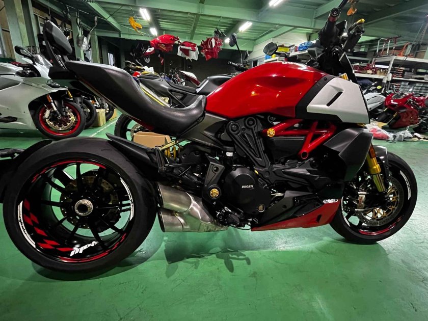 Ducati diavel 1260 s