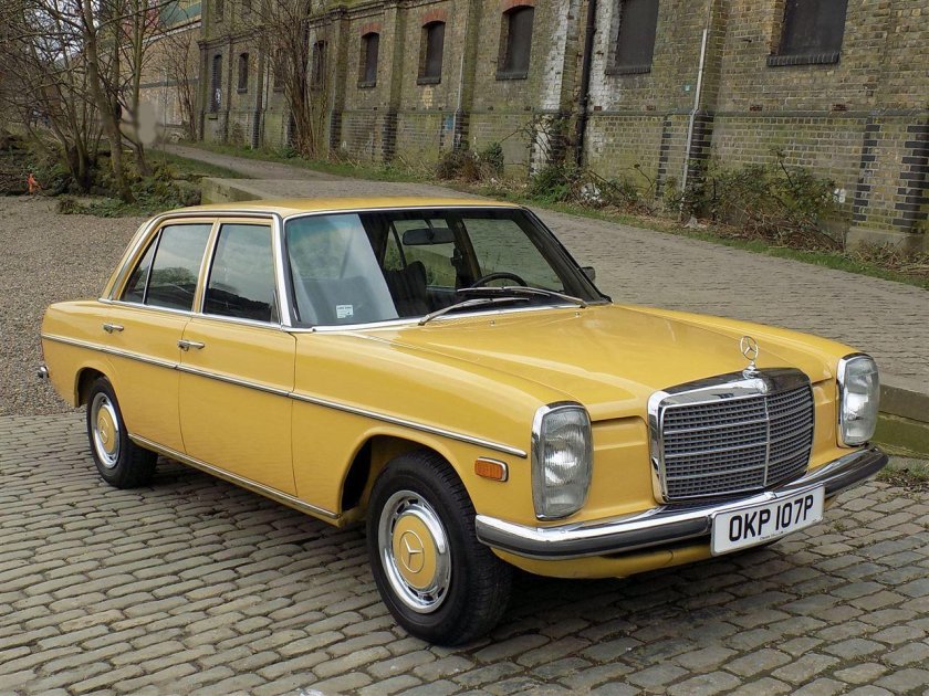 Mercedes Benz w114