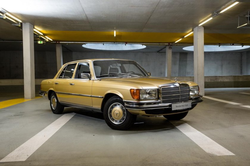 Mercedes-Benz w116