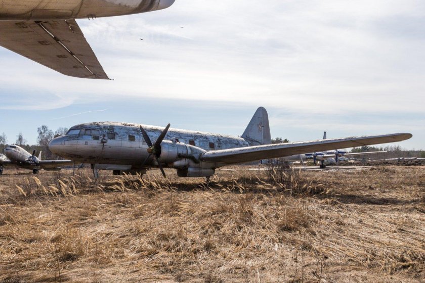 Ил-12 Монино