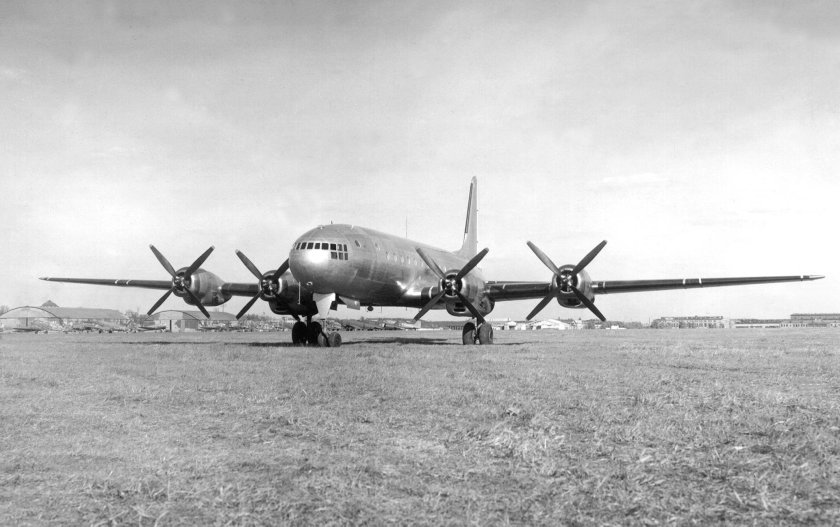 Ил-18 поршневой