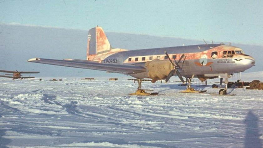 Самолёт ил-14 полярной авиации