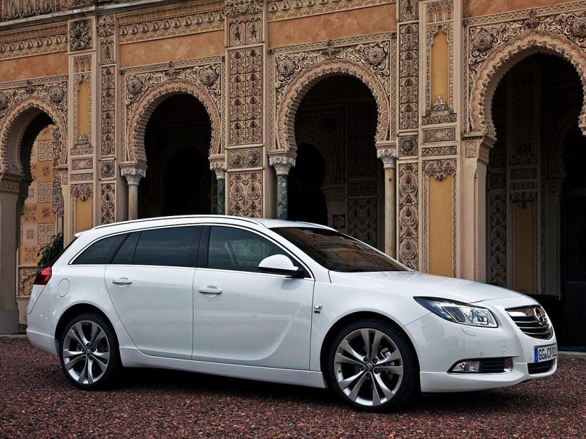 Opel Insignia 2011 универсал