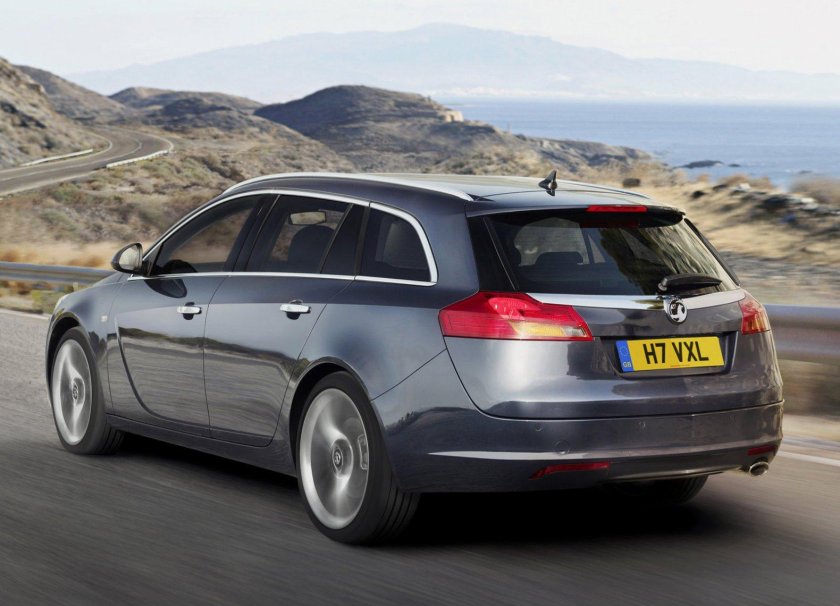 Opel Insignia Sports Tourer 2009