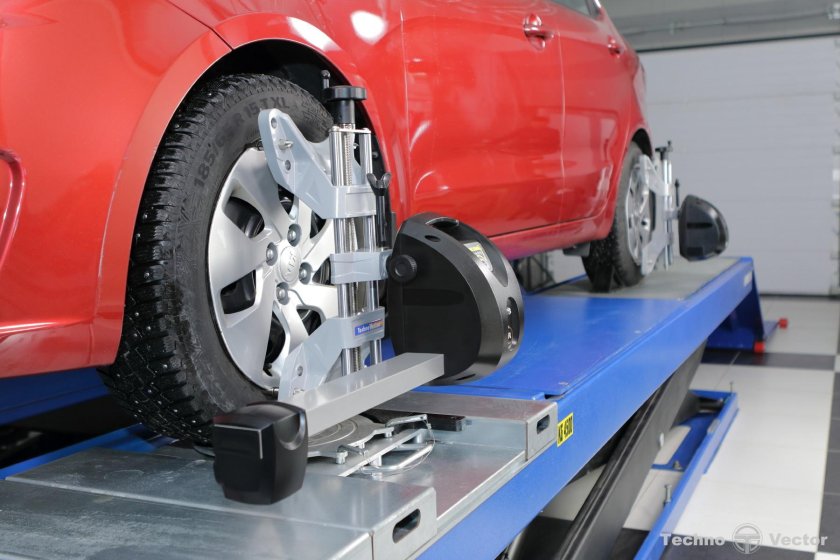 Стенд развал схождения Техновектор 5