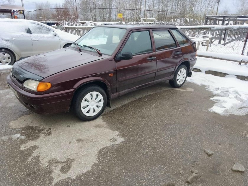 ВАЗ 2114 цвет портвейн