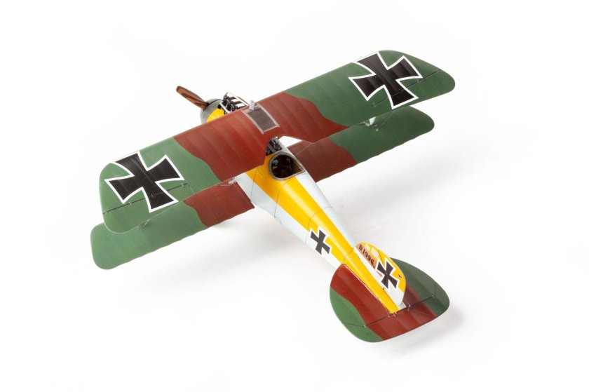 Albatros d. v 1/72 eduard
