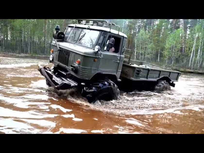 ГАЗ 66 В грязи