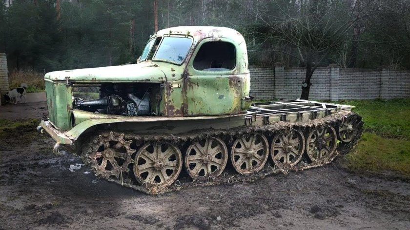 Гусеничный тягач атл