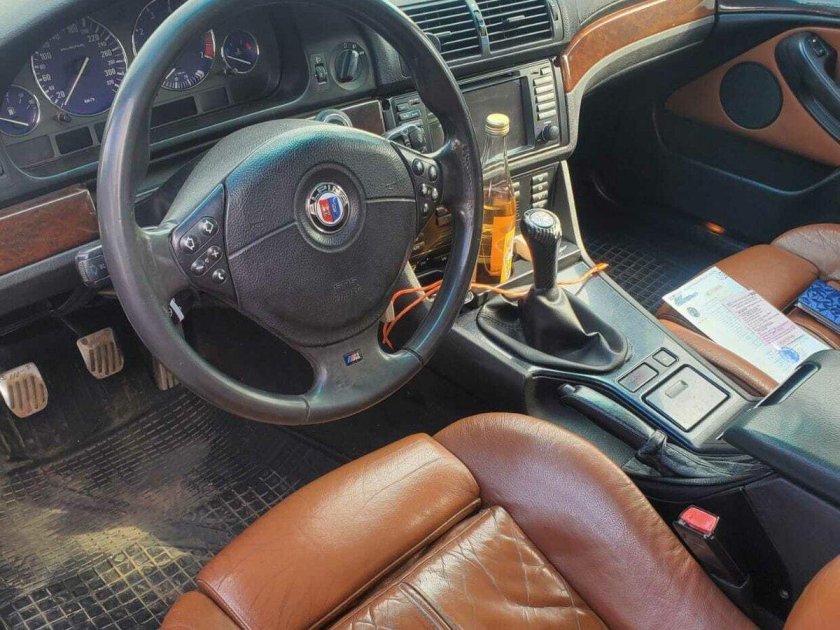 Бмв 5 е 39 салон