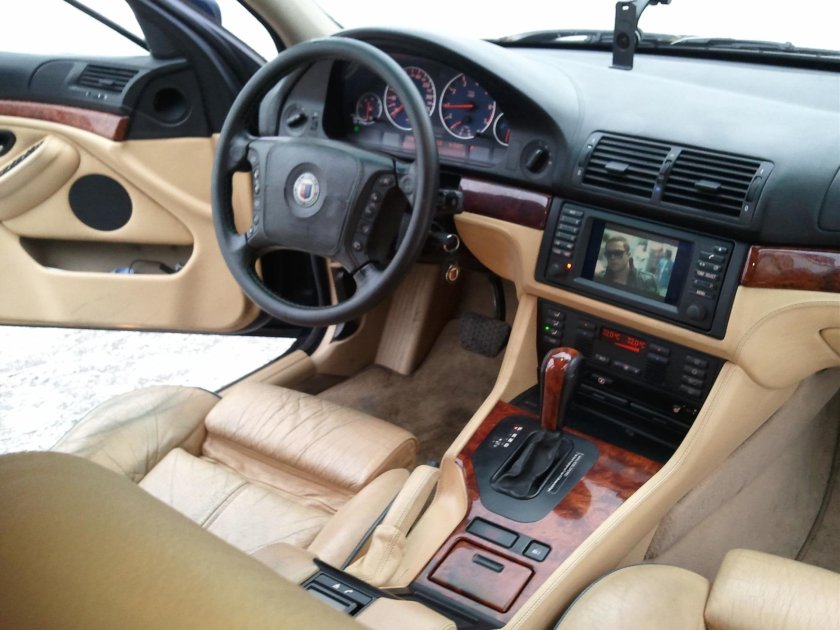 BMW 5 e39 салон