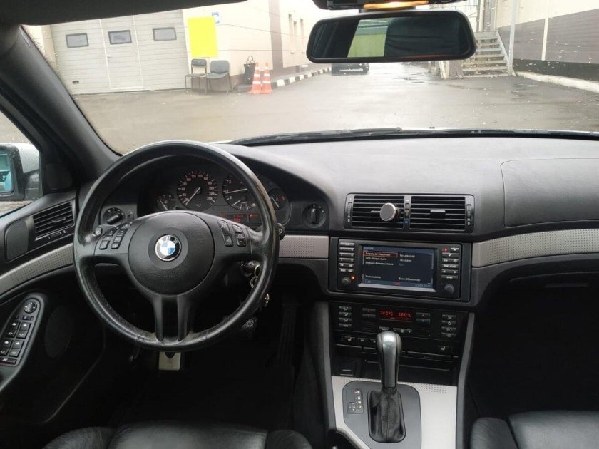 Бмв 39 салон