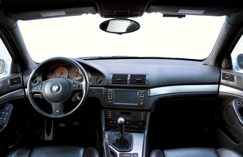 БМВ 5 е39 салон