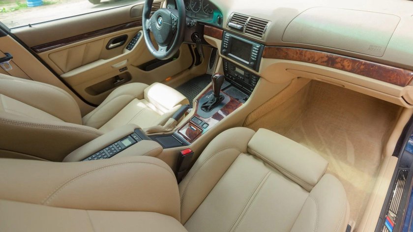 БМВ е39 фото салона