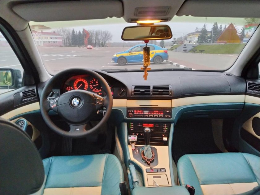 БМВ м5 е39 салон