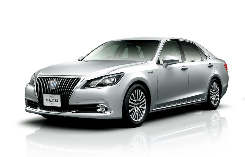 Toyota crown 2017